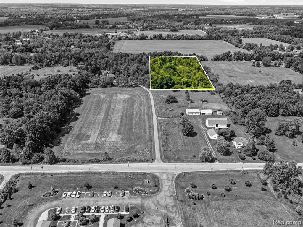 2714 N Burkhart, Howell, MI 48855 - #1