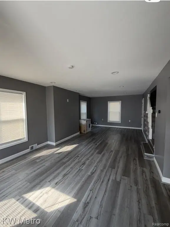 4875 Courville, Detroit, MI 48224 - #2
