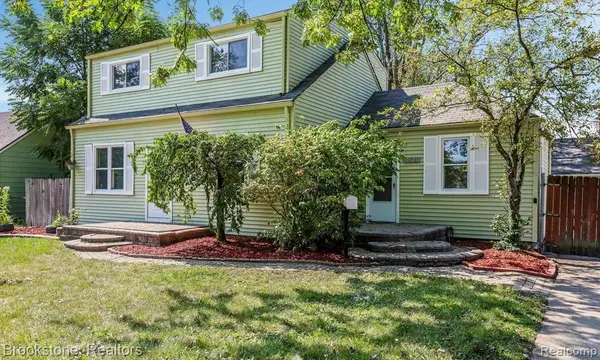23151 Lawson, Warren, MI 48089