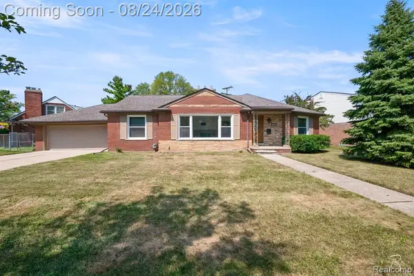 1160 Torrey, Grosse Pointe Woods, MI 48236