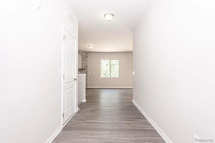 001 Oak ( Ranch), Grand Blanc, MI 48439 - #3