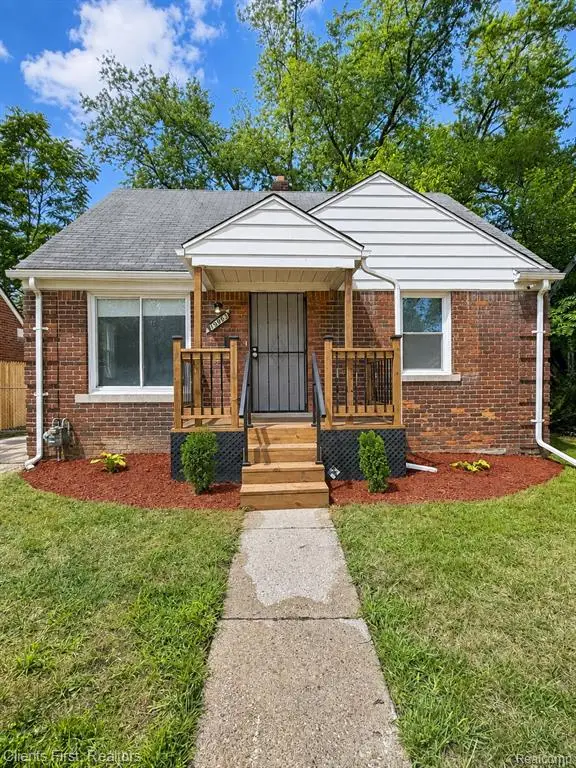 19963 Goulburn, Detroit, MI 48205