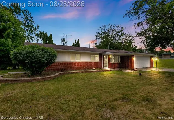 41981 Quince, Novi, MI 48375