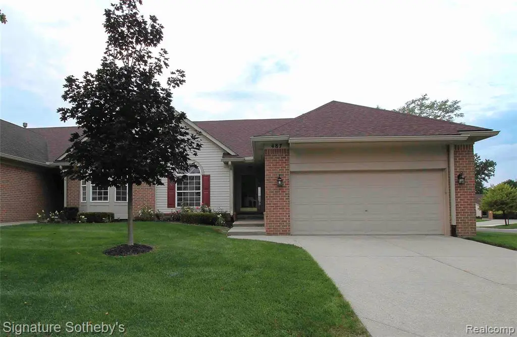 487 Woodvale, Commerce, MI 48390 - #1