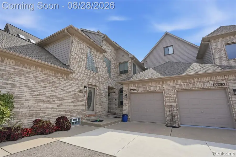 50717 Harbour View, New Baltimore, MI 48047 - #2