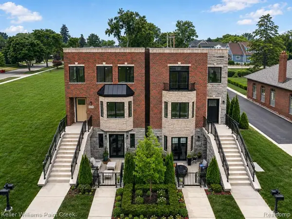 1221 N Main, Rochester, MI 48307