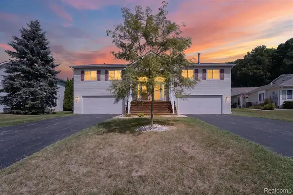 9515 Timber Ridge, Grand Blanc, MI 48439