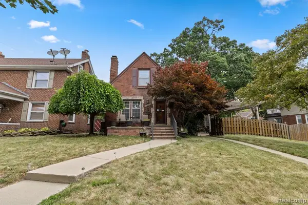 21730 Edna, Dearborn, MI 48124