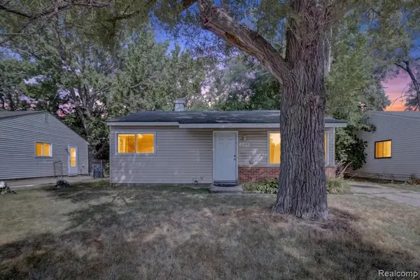 21910 Coolidge Hwy, Oak Park, MI 48237