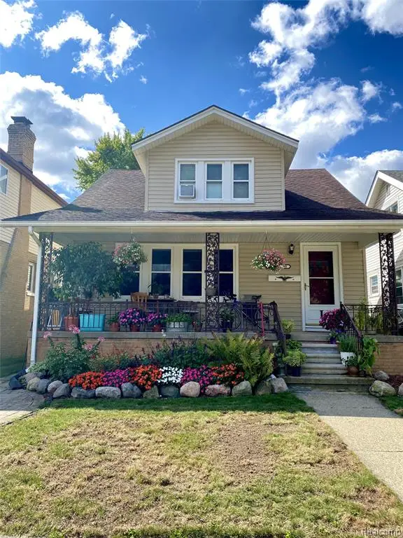 7290 Engleman, Center Line, MI 48015 - #1