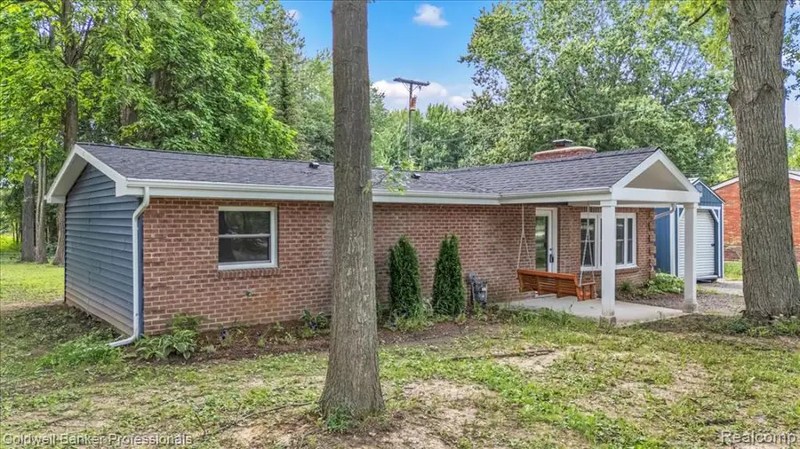 76107 Van Dyke, Romeo, MI 48065 - #3