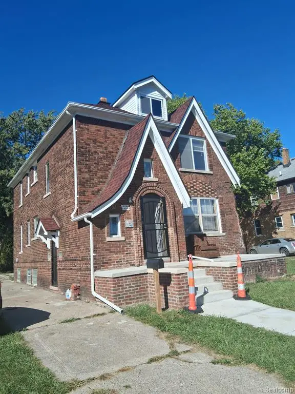 15231 Evanston, Detroit, MI 48224