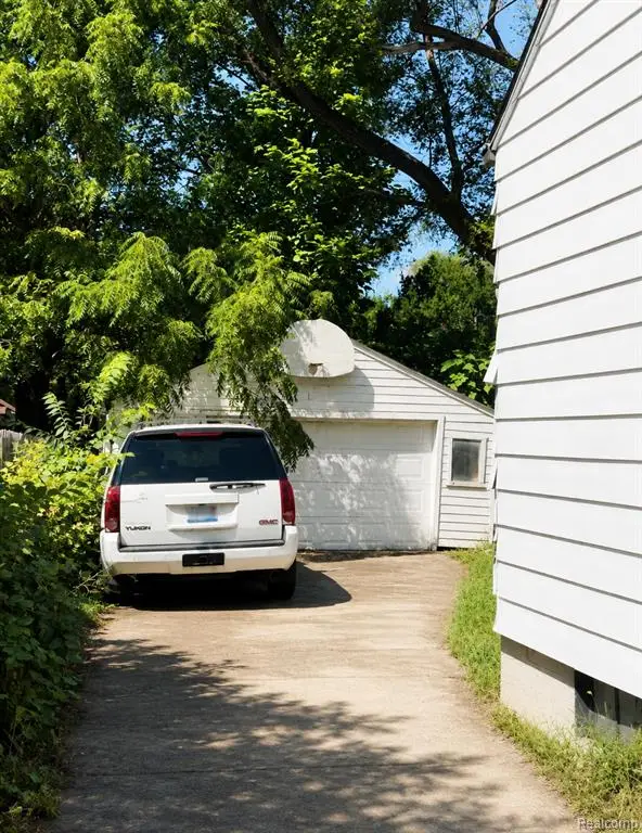 17337 Patton, Detroit, MI 48219 - #2