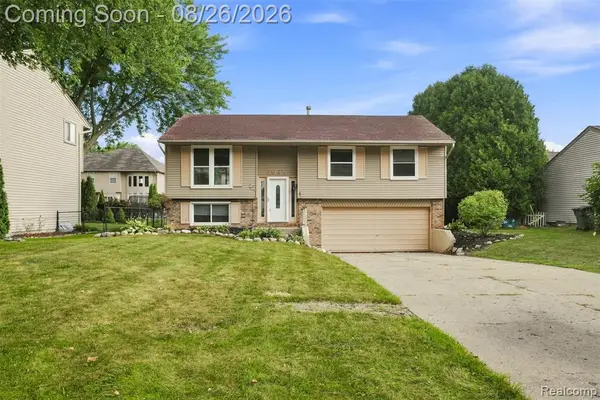 2939 Winter, Troy, MI 48083
