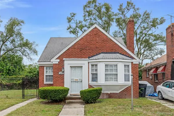 16537 Strathmoor, Detroit, MI 48235