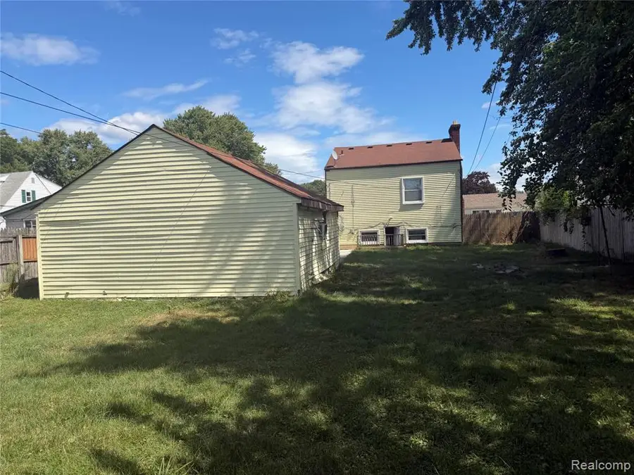 26721 Lehner, Roseville, MI 48066 - #2