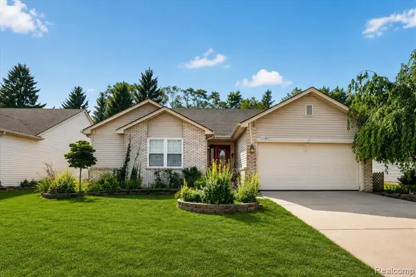 11897 Chase, Livonia, MI 48150