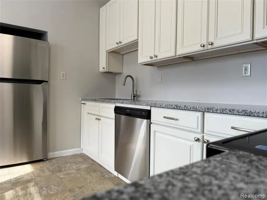 261 Academy, Ferndale, MI 48220 - #2