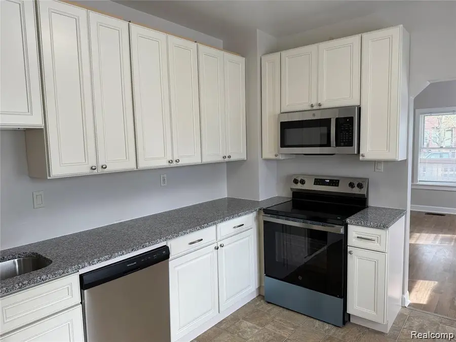 261 Academy, Ferndale, MI 48220 - #3