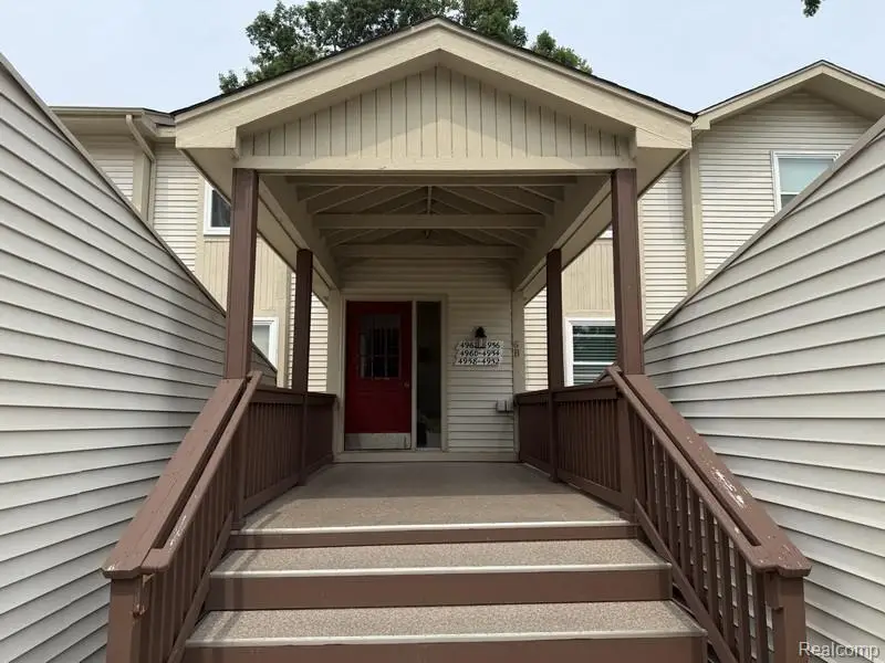 4962 Oak Hill #75, Waterford, MI 48329 - #1