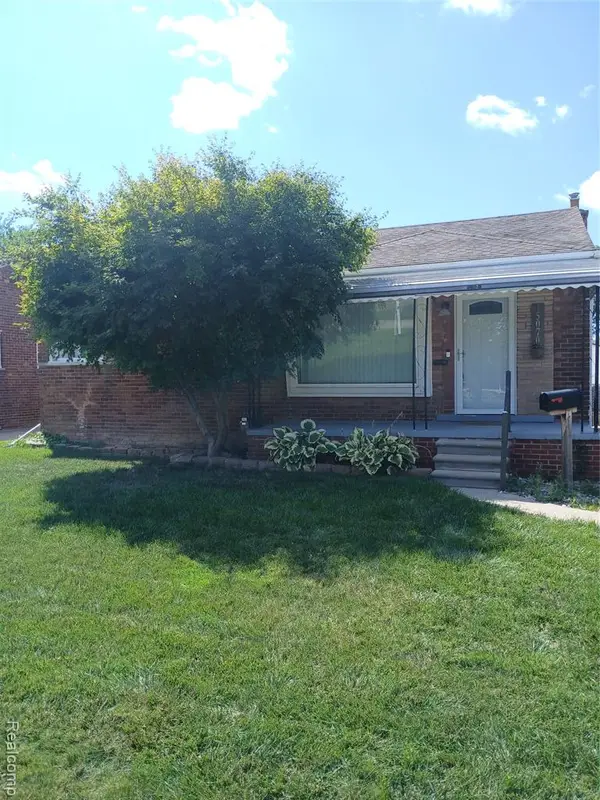15070 Drake, Southgate, MI 48195
