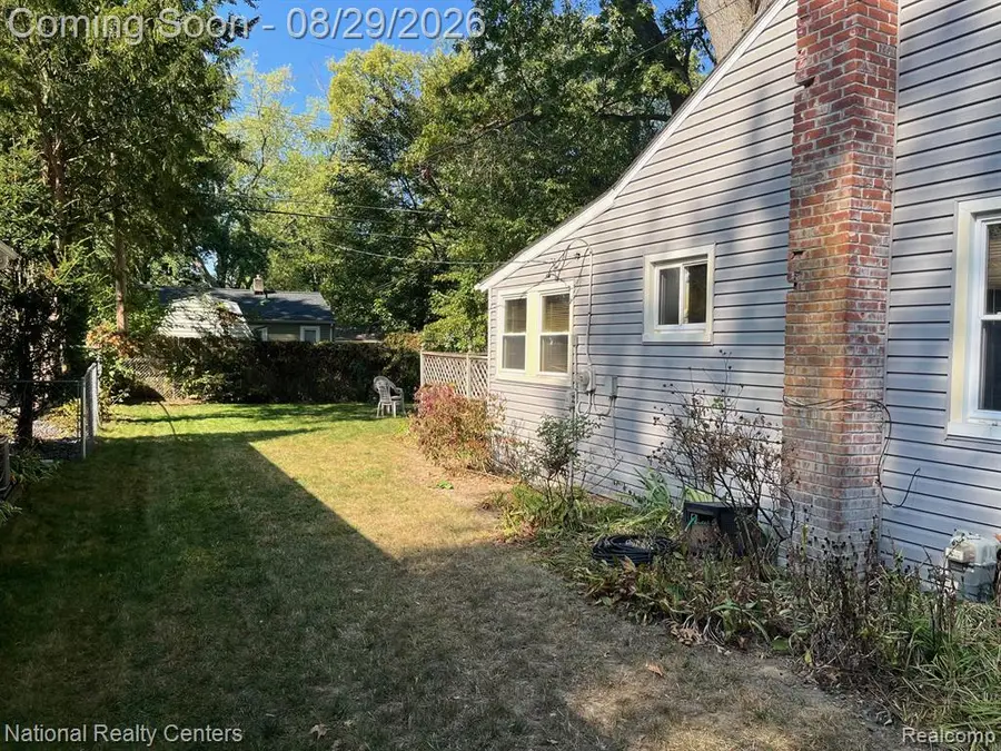3270 Royal, Commerce Township, MI 48382 - #2