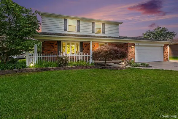 9490 Steephollow, White Lake, MI 48386