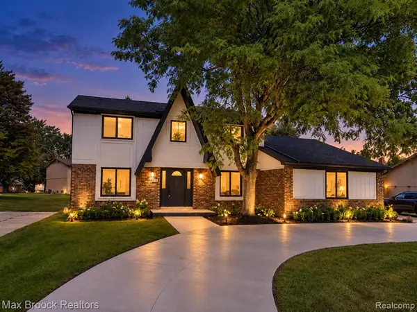 6128 Anne, West Bloomfield, MI 48322