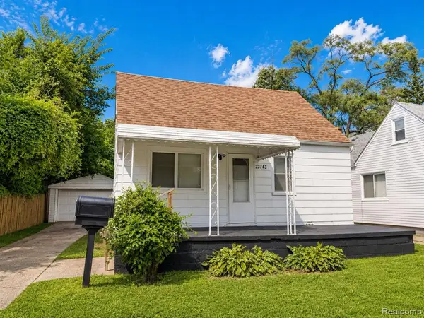 23743 Lorraine, Warren, MI 48089