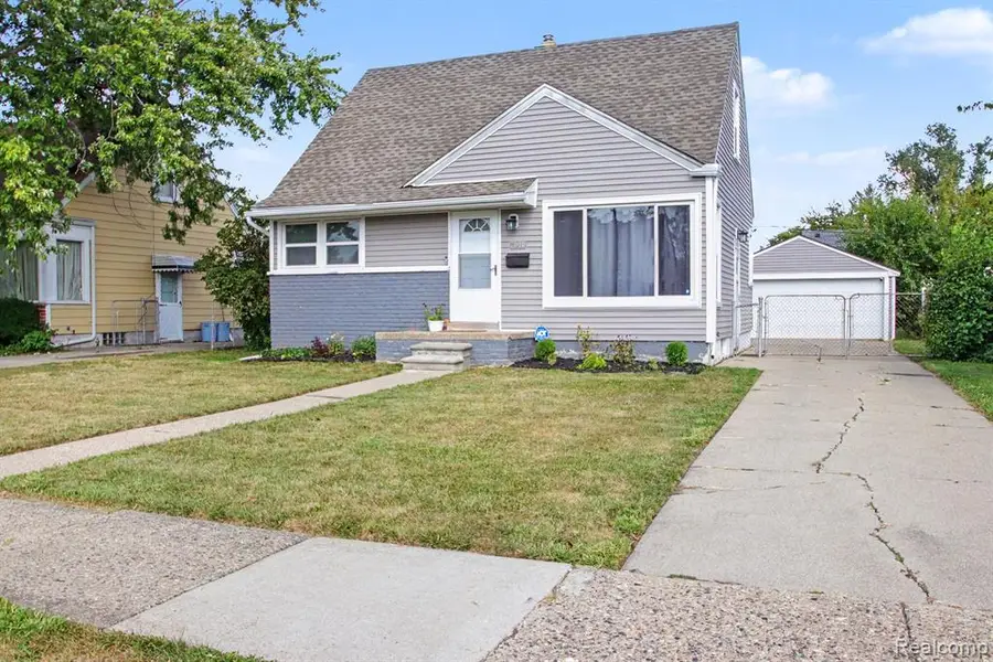 7040 Deering, Garden City, MI 48135 - #2