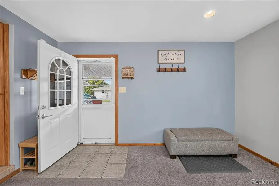 3639 Carleton Rockwood, South Rockwood, MI 48179 - #3