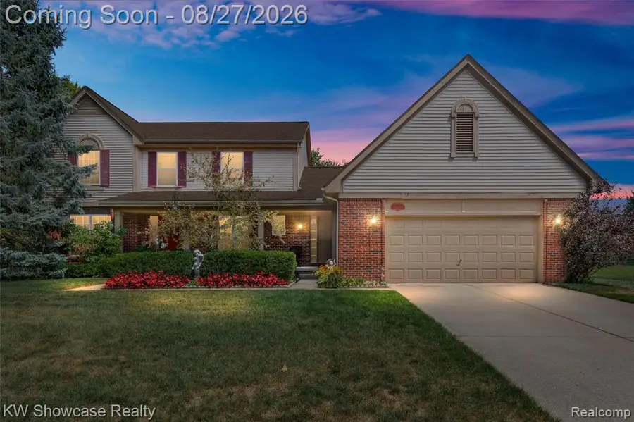 2933 Remington Oaks, West Bloomfield, MI 48324 - #2
