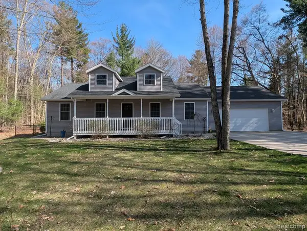 9642 Hummingbird, Howard City, MI 49329
