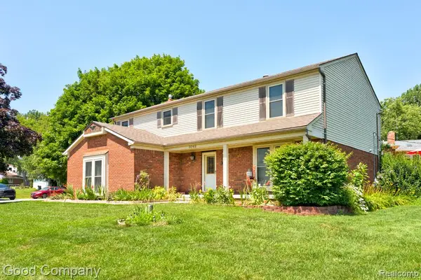 3062 Saint Jude, Waterford, MI 48329