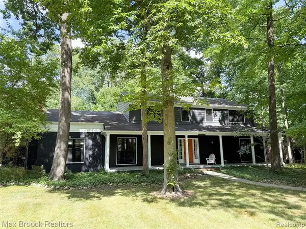 22636 King Richard, Beverly Hills, MI 48025