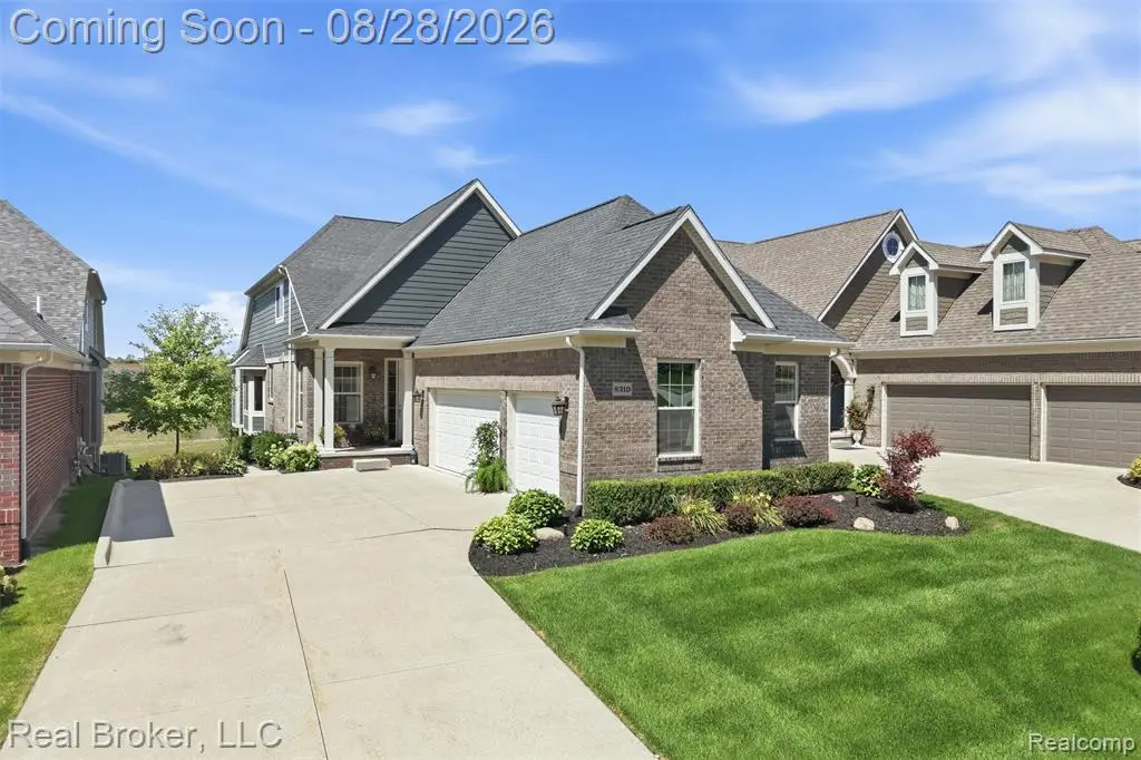 8310 Stoney Creek, South Lyon, MI 48178 - #1