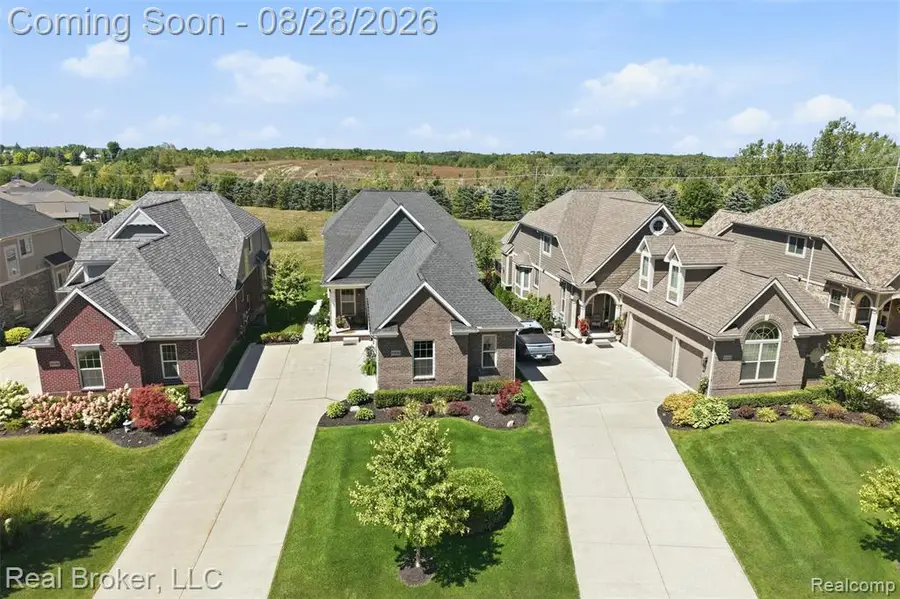 8310 Stoney Creek, South Lyon, MI 48178 - #3