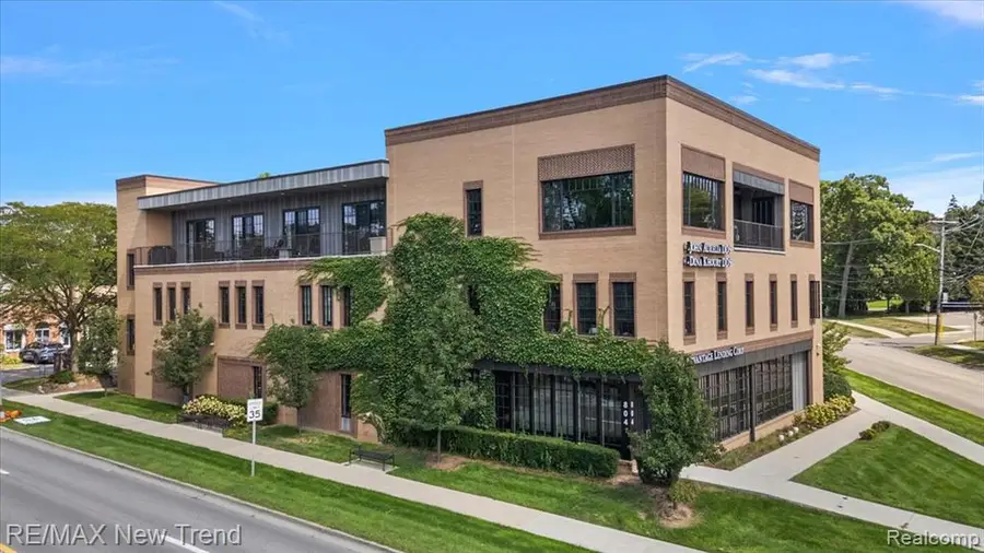 804 N Main, Rochester, MI 48307 - #3