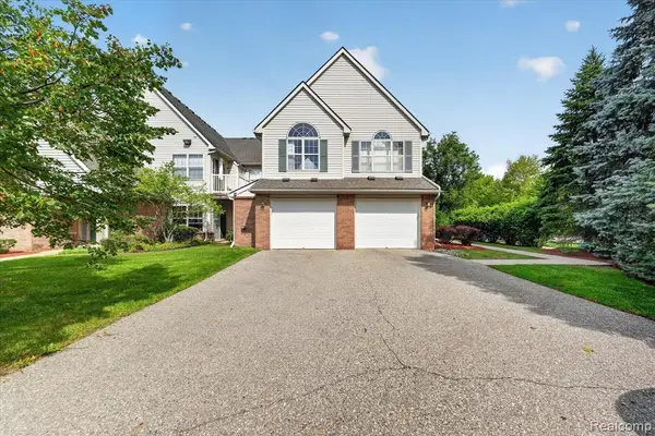 531 Brookfield #81, Westland, MI 48185