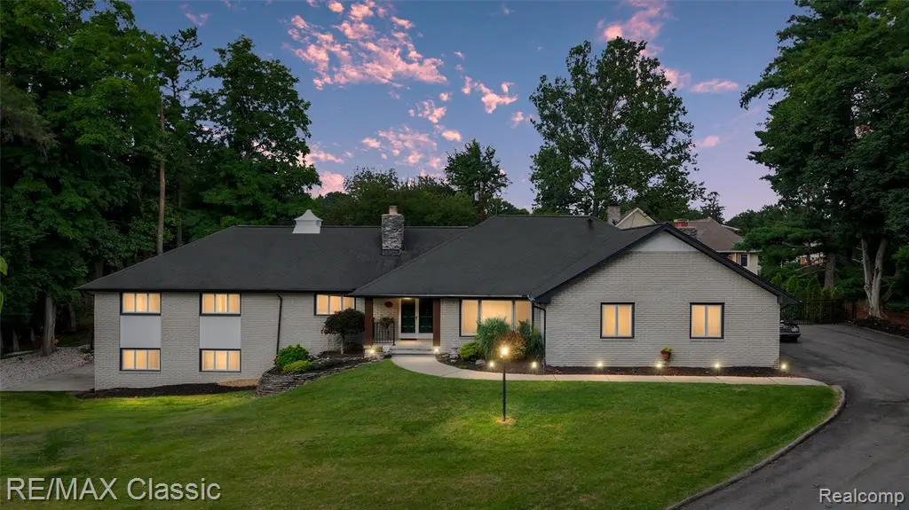 7048 Lindenmere, Bloomfield Hills, MI 48301 - #1