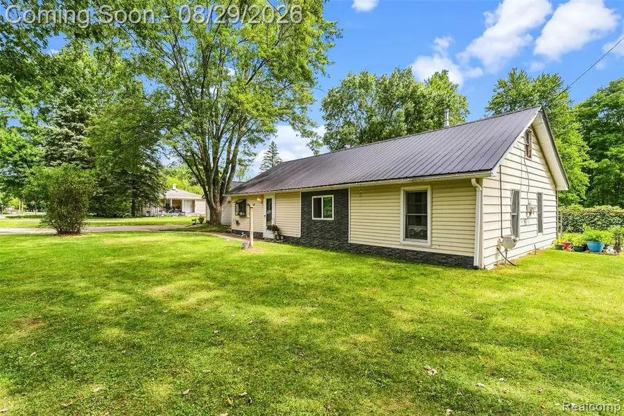 1163 S Packard, Burton, MI 48509 - #3