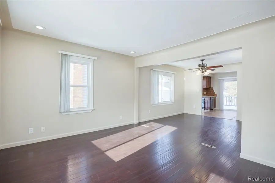 19490 Goldwin, Southfield, MI 48075 - #2