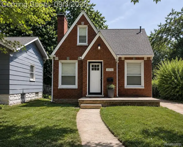 16246 Strathmoor, Detroit, MI 48235