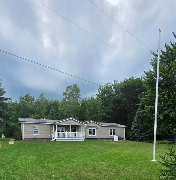 2611 Miller, Berlin, MI 48002