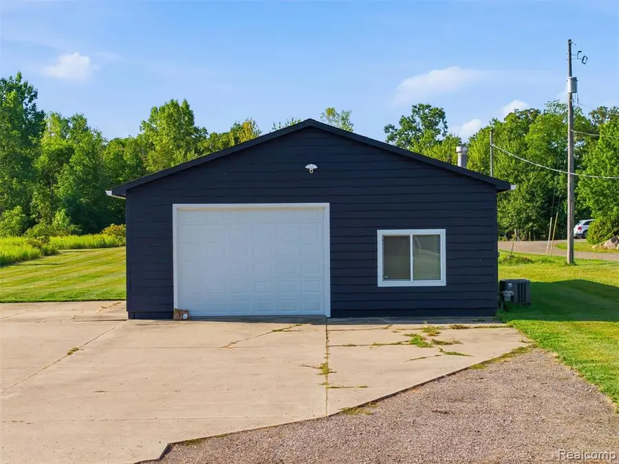 3391 Ray, Grand Blanc, MI 48439 - #3