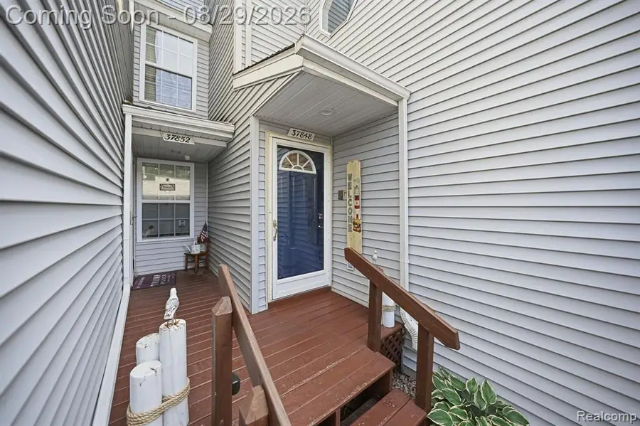 37848 Jefferson, Harrison Township, MI 48045 - #2