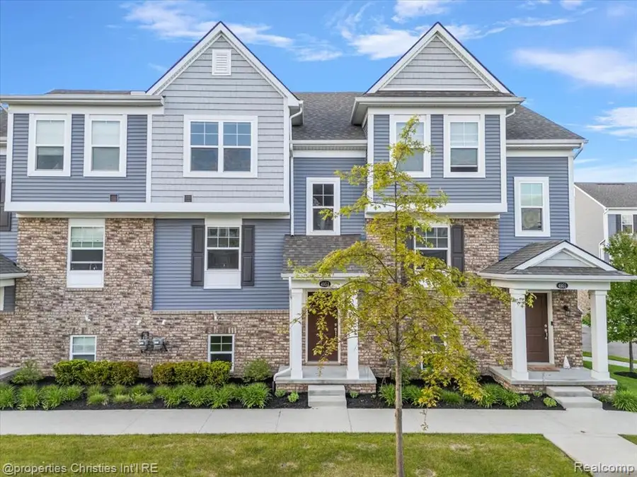 4953 Treeside, Troy, MI 48098 - #2