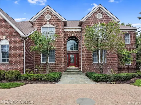 49899 Leyland, Novi, MI 48374