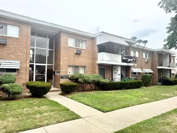 17121 Redford #212, Detroit, MI 48219