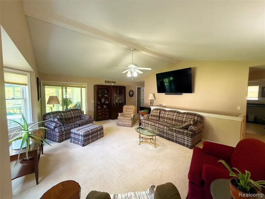 7366 Cross Creek, Swartz Creek, MI 48473 - #3